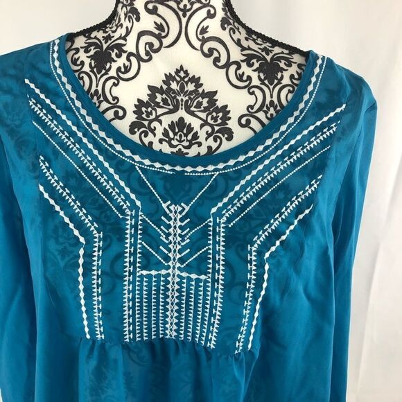 Ariat Sheer Embroidered Babydoll Peasant Top - Picture 3 of 7